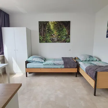 Alloggio in famiglia Ein Doppelzimmer Und Ein Dreibettzimmer Bei Hamburg *